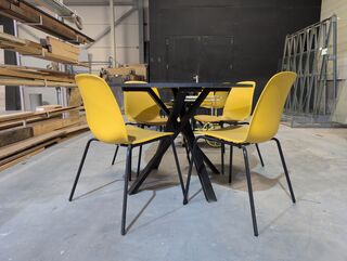 2x Kantinetafel met 8x stoel